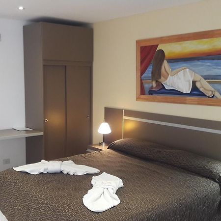 Aparthotel VertientesTermas de Río Hondo エクステリア 写真