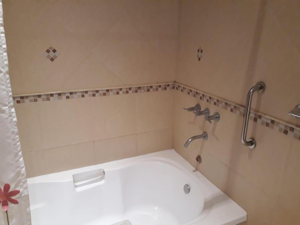 Aparthotel VertientesTermas de Río Hondo エクステリア 写真